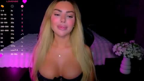  Ayla Demir  online show from May 2026 08:06:02 PM