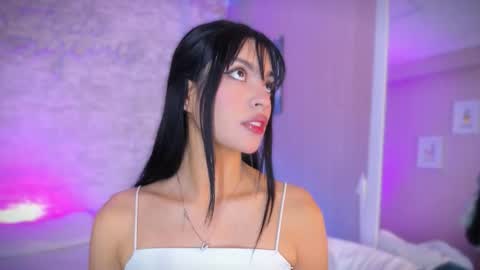 Ayla online show from December 2025 04:07:02 AM