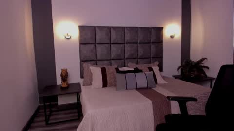 Snapshot of ayleen_dunkann chatting on January 2025 05:48:01 PM Ayleen online show from January 2025 05:48:01 PM