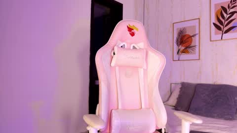 Snapshot of ayleen_dunkann chatting on September 2025 12:07:02 PM Ayleen online show from September 2025 12:07:02 PM