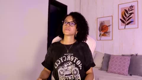 Snapshot of ayleen_dunkann chatting on September 2025 12:21:01 PM Ayleen online show from September 2025 12:21:01 PM