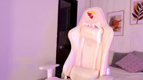 Snapshot of ayleen_dunkann chatting on October 2025 12:33:01 PM Ayleen online show from October 2025 12:33:01 PM