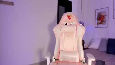 Snapshot of ayleen_dunkann chatting on October 2025 01:56:02 PM Ayleen online show from October 2025 01:56:02 PM