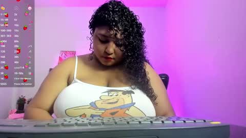 Ayliinn  online show from October 2025 02:37:02 AM