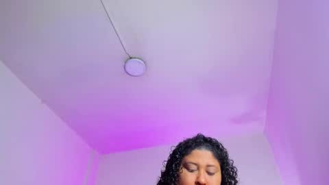 Ayliinn  online show from December 2025 03:14:02 AM