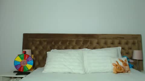 Aylin online show from October 2025 03:21:02 AM