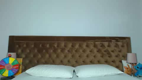 Snapshot of aylinhoney chatting on April 2026 05:19:08 AM Aylin online show from April 2026 05:19:08 AM