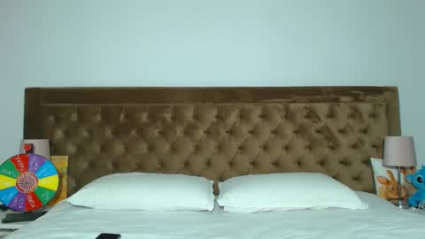 Snapshot of aylinhoney chatting on April 2026 05:16:02 AM Aylin online show from April 2026 05:16:02 AM