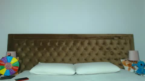 Snapshot of aylinhoney chatting on April 2026 04:13:02 AM Aylin online show from April 2026 04:13:02 AM