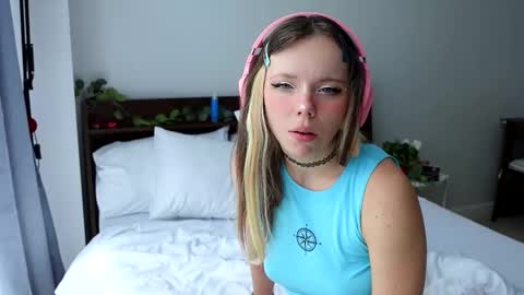 Ayra Lust online show from March 2025 04:23:02 AM