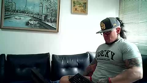 Ayrton naffah2 online show from December 2025 06:58:01 PM