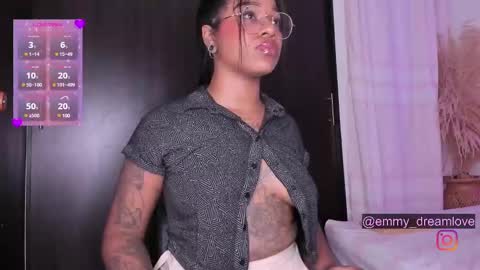 Snapshot of ayselsole chatting on January 2025 11:12:02 AM Emmy online show from January 2025 11:12:02 AM