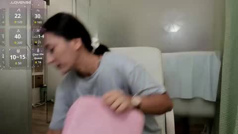 Ayumi online show from September 2025 03:52:01 AM