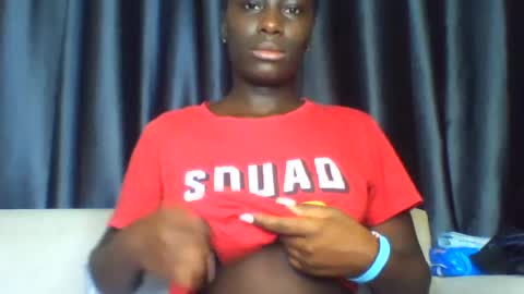azaelia_iris online show from July 2026 06:45:01 AM