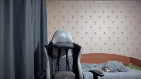 azazelmax online show from February 2025 08:22:01 PM