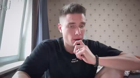 azazelmax online show from October 2025 12:34:02 PM