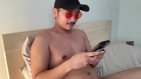 Snapshot of azngoogoo chatting on December 2024 06:35:02 PM azngoogoo online show from December 2024 06:35:02 PM