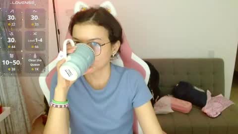 Azu  online show from April 2026 01:30:01 AM