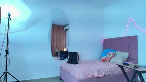 PRINCESS AZUL. online show from May 2026 10:29:02 PM