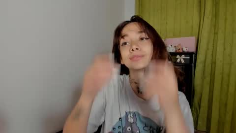 Snapshot of azumi_saan chatting on February 2026 02:43:02 AM azumi saan online show from February 2026 02:43:02 AM