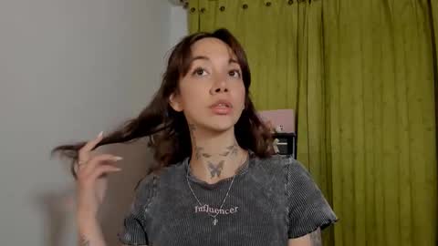 Snapshot of azumi_saan chatting on February 2026 03:02:01 AM azumi saan online show from February 2026 03:02:01 AM