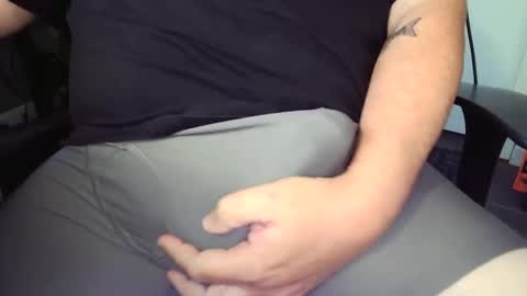 b_not_b online show from October 2025 05:24:02 PM