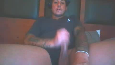 baadddboooy69 online show from March 2026 04:45:02 PM