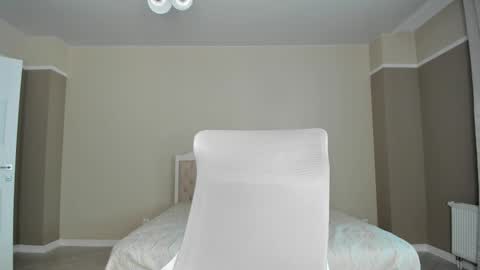 Monica online show from September 2025 12:45:02 AM