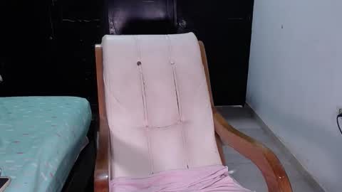 babby_swet online show from November 2025 12:05:02 PM