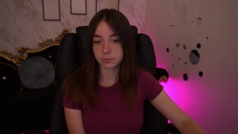 Snapshot of babe_dollie chatting on May 2026 06:42:01 AM Babe online show from May 2026 06:42:01 AM