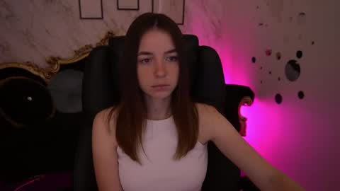 Snapshot of babe_dollie chatting on May 2026 06:29:02 AM Babe online show from May 2026 06:29:02 AM