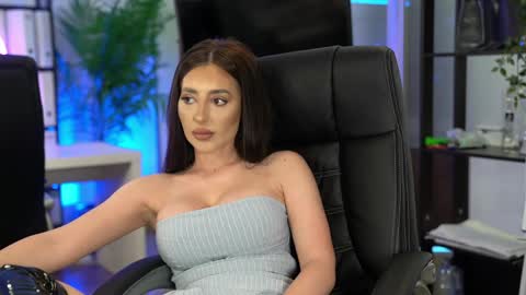 Olivia and Lexi online show from May 2026 05:05:02 AM