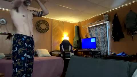 Fern Browning online show from January 2025 03:54:02 PM