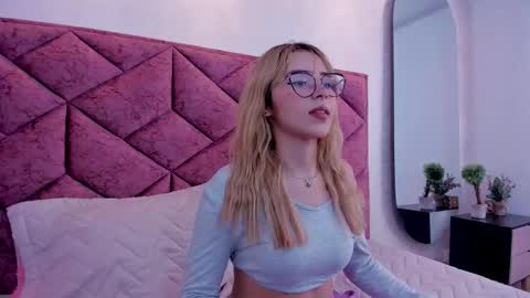 Snapshot of baby__flame chatting on February 2026 07:20:01 PM Maddie online show from February 2026 07:20:01 PM