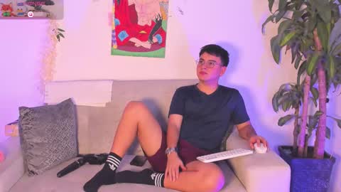 Snapshot of baby_angel_19 chatting on November 2025 10:12:01 PM Anngel online show from November 2025 10:12:01 PM