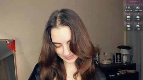 Emily online show from October 2025 07:19:02 AM