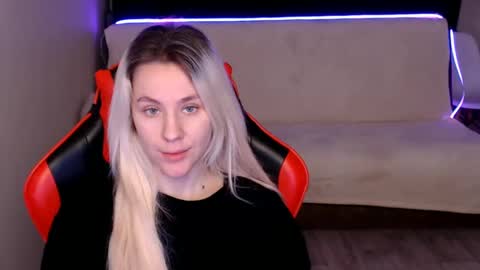 baby_kitte online show from December 2024 03:37:02 AM