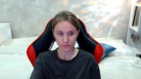 baby_kitte online show from October 2025 04:13:02 PM