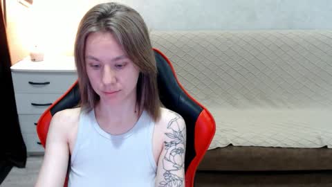 baby_kitte online show from October 2025 03:17:02 AM