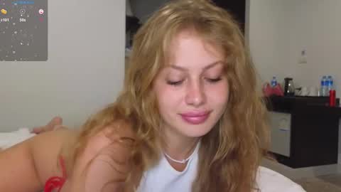 Snapshot of baby_leen chatting on March 2025 01:21:01 PM Sharleen online show from March 2025 01:21:01 PM