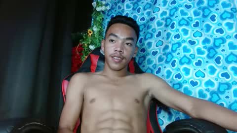 Snapshot of baby_razell chatting on February 2025 06:09:02 PM baby_razell online show from February 2025 06:09:02 PM