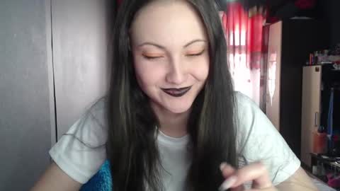 Ida and Kira online show from May 2026 03:25:02 AM