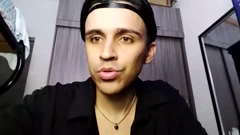 Snapshot of babydarkpink chatting on October 2025 09:59:02 PM Dani online show from October 2025 09:59:02 PM