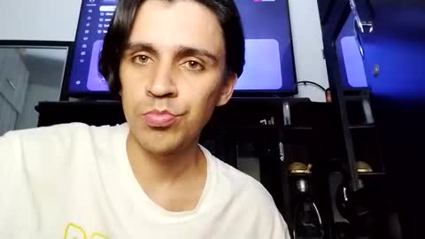 Snapshot of babydarkpink chatting on November 2025 07:17:01 AM Dani online show from November 2025 07:17:01 AM