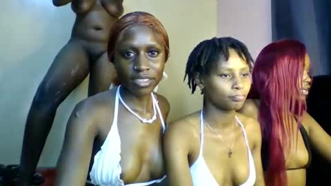 Snapshot of babydoll_230 chatting on April 2026 03:59:01 PM Babydoll 230 online show from April 2026 03:59:01 PM