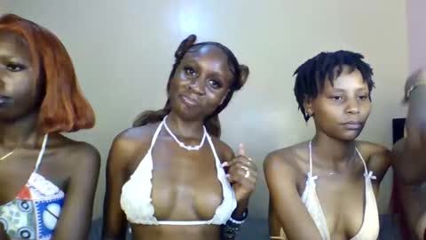 Snapshot of babydoll_230 chatting on April 2026 02:26:02 AM Babydoll 230 online show from April 2026 02:26:02 AM
