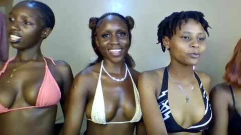 Snapshot of babydoll_230 chatting on April 2026 03:57:01 PM Babydoll 230 online show from April 2026 03:57:01 PM