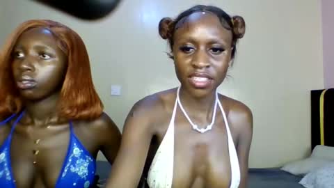 Snapshot of babydoll_230 chatting on April 2026 03:00:02 AM Babydoll 230 online show from April 2026 03:00:02 AM