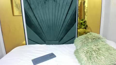 Snapshot of babyemily18_ chatting on April 2026 10:17:02 AM Emily online show from April 2026 10:17:02 AM
