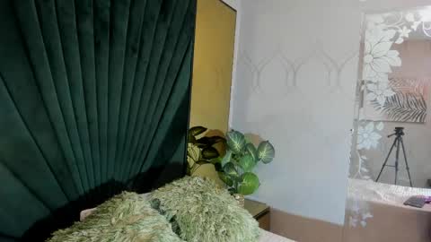 Snapshot of babyemily18_ chatting on May 2026 10:12:01 AM Emily online show from May 2026 10:12:01 AM